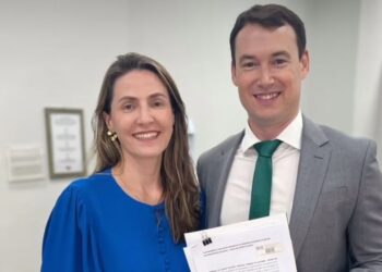 Henrique Tavares e Priscila Thomaz oficializam candidatura à presidência da OAB 2ª Subseção