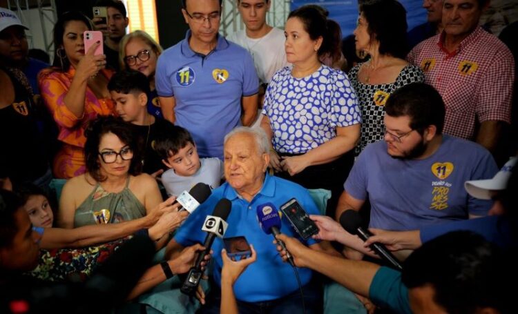 Ferraço se reúne com Victor Coelho e define alguns nomes da equipe de transição, em Cachoeiro