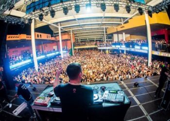 [Verão 2025] Guarapari terá shows com 25 atrações nacionais no Multiplace Mais. Confira!