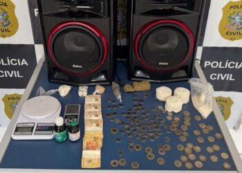 Polícia Civil prende três pessoas por tráfico de drogas em Cachoeiro de Itapemirim