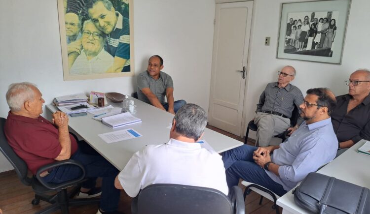 [Cachoeiro] Prefeito publica decreto da transição de mandato e nomeia comissão para coordenar os trabalhos