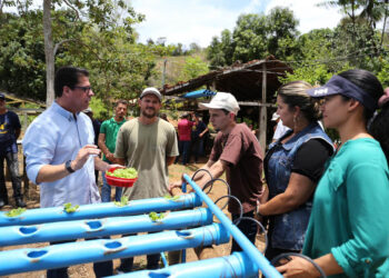 [Ales] Arranjos Produtivos faz entregas no Noroeste