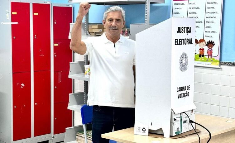 [Eleições 2024] Em Presidente Kennedy, Dorlei Fontão vota confiante na reeleição
