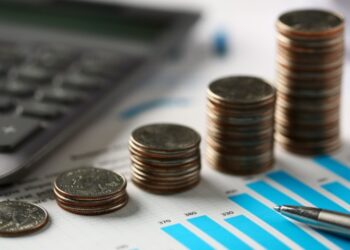 TCE-ES multa prefeito de Montanha por nomear comissionados sem respaldo legal