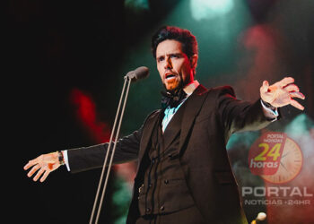 Thiago Arancam apresenta o concerto “Tributo Três Tenores” em Vitória (ES)