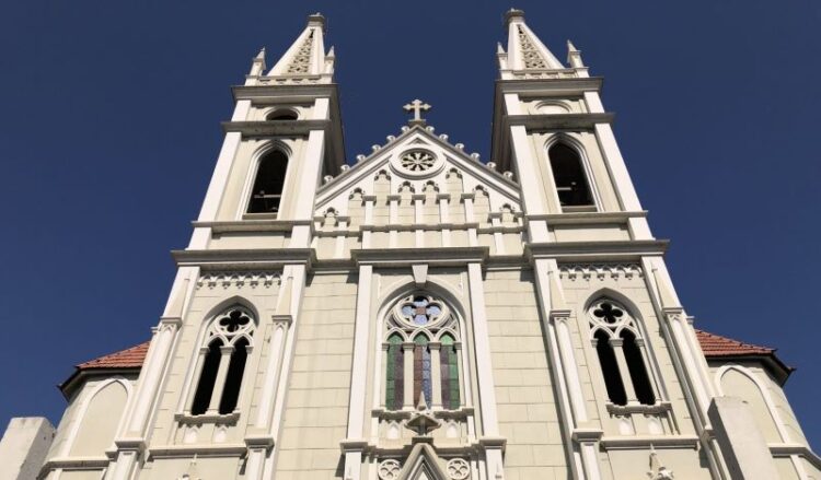 Diocese de Cachoeiro de Itapemirim celebra 65 anos de instalação