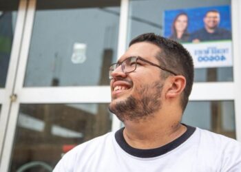 [Cachoeiro] Vereador eleito cumpre promessa de plantar 1.276 árvores