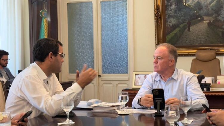 Deputado Bruno Resende se reúne com o governador para falar de investimentos em saúde no ES