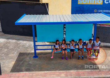 [Piúma] Prefeitura dá início à instalação de 40 novos pontos de ônibus