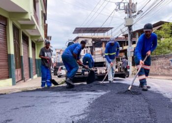 [Cachoeiro] Rua Samuel Levy recebe obras de recapeamento asfáltico