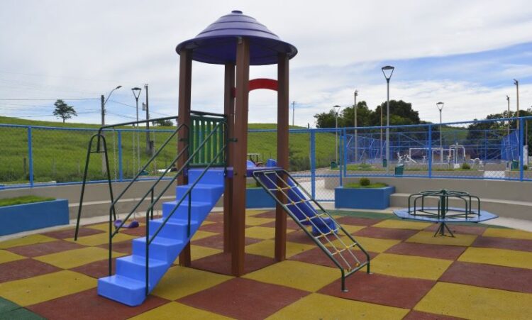 [Kennedy] Comunidade de Cancelas celebra inauguração da Praça Saudável