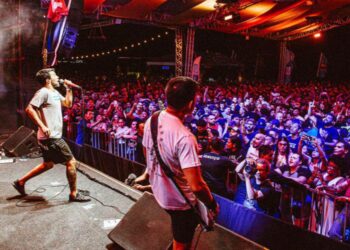 [Verão 2025] Delírio Tropical agita Arena de Vila Velha com mais de 80 atrações gratuitas