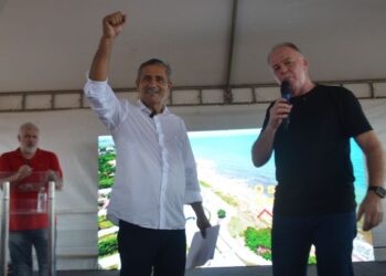 [Kennedy] Junto ao governador, prefeito Dorlei inaugura nova orla de Marobá. Cobertura completa com vídeos