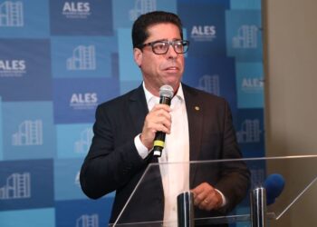 Marcelo Santos confirma apoio a Ricardo Ferraço em 2026