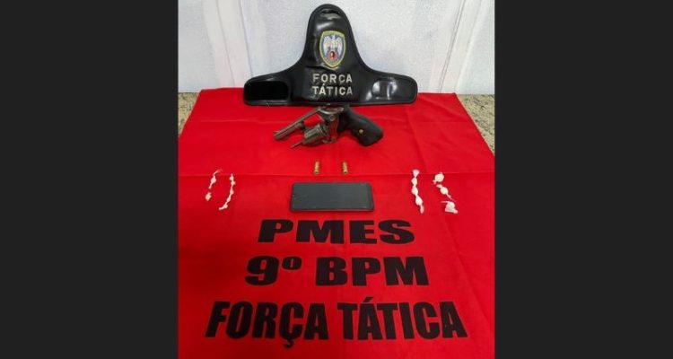 Força Tática apreende arma de fogo e drogas no bairro Aeroporto, em Cachoeiro