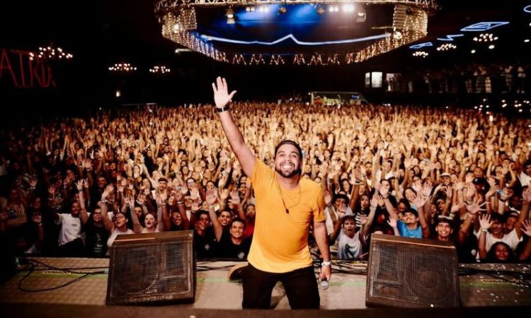 [Cristoteca] DJ capixaba faz sucesso com música eletrônica católica