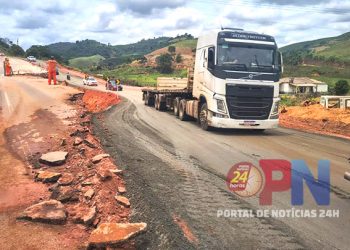 DER-ES libera totalmente a rodovia ES-185 em Iúna (ES)