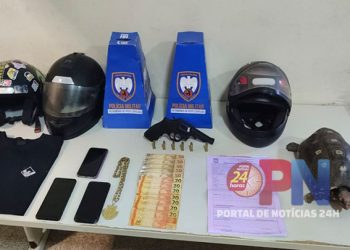 PM recupera veículo roubado, apreende arma e conduz suspeitos à delegacia em Guarapari (ES)