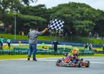 Capixaba vence as duas corridas na abertura da Copa São Paulo Light de Kart
