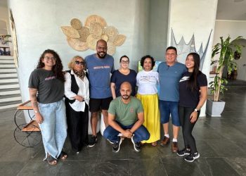 [Marataízes] Academia de Letras e Instituto Raízes querem resgatar história da Festa das Canoas