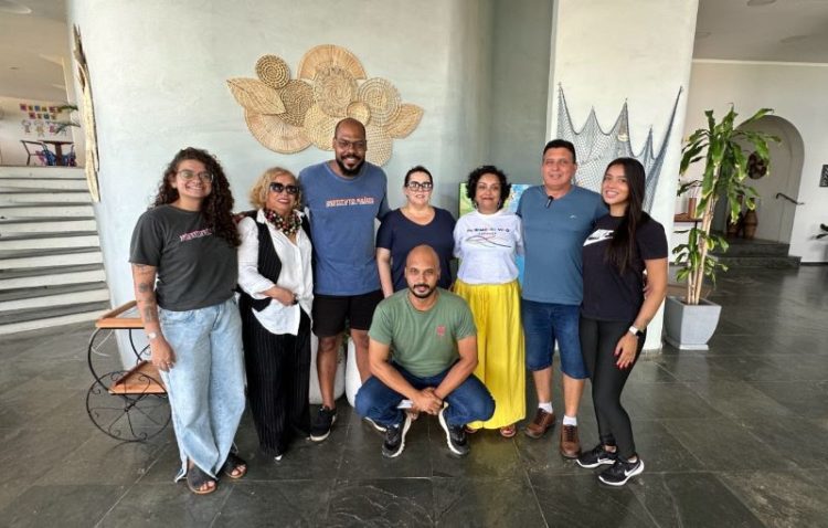 [Marataízes] Academia de Letras e Instituto Raízes querem resgatar história da Festa das Canoas