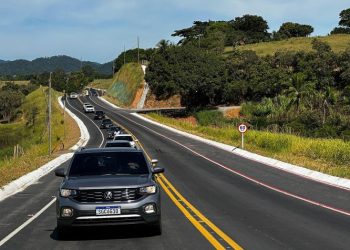 Governador inaugura pavimentação de trecho da Rodovia ES-060 em Guarapari