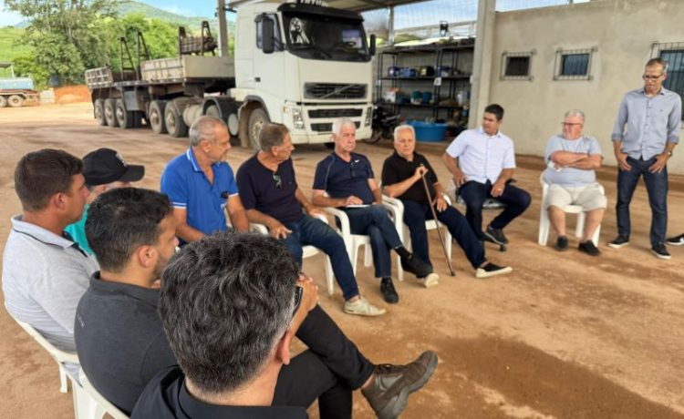 [Cachoeiro] Ferraço faz reunião para discutir projeto de estrada ligando Aeroporto a São Joaquim