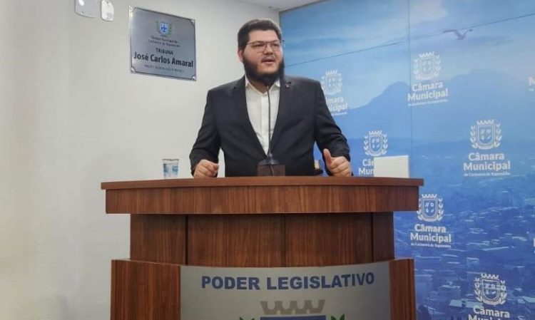 Júnior Corrêa reforça compromisso de união na primeira sessão ordinária da Câmara de Cachoeiro