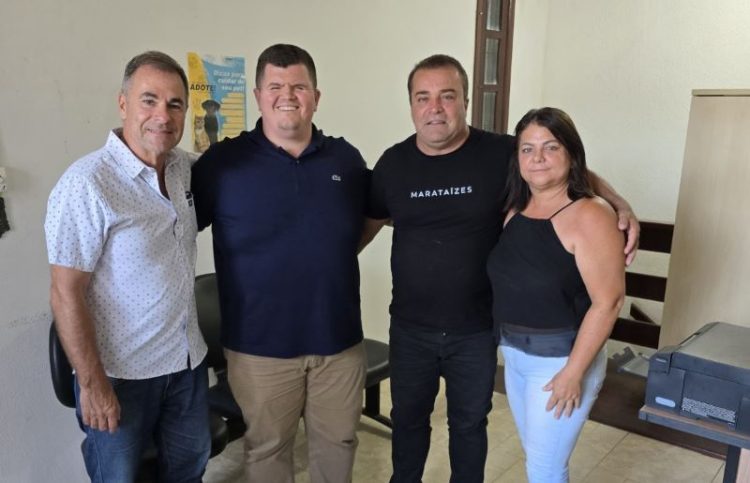 [Marataízes] Rigoni discute bem-estar animal com secretários municipais