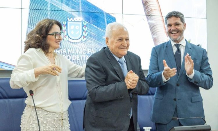 Câmara de Cachoeiro cria comenda em homenagem ao legado de Theodorico Ferraço