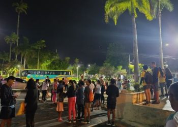 ‘Caminhada Penitencial’ reuniu centenas de fiéis em Itapemirim, em percurso de 16 km