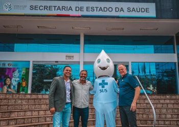 Governador lança estratégia de vacinação contra influenza no Espírito Santo