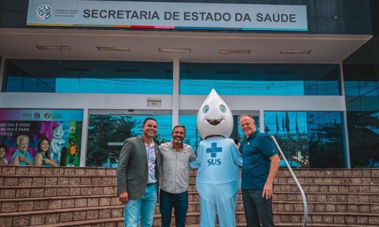 Governador lança estratégia de vacinação contra influenza no Espírito Santo