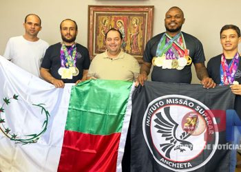 [Anchieta] Atletas se preparam para o brasileiro de jiu-jítsu