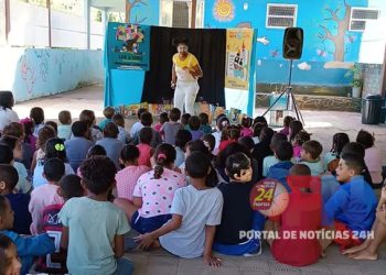 [Caparaó Capixaba] Mais um Ponto, Mais um Conto leva espetáculo de contação de histórias aos municípios