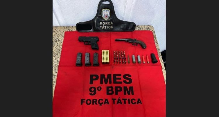 [Cachoeiro] PM apreende armas e munições em ponto comercial no São Luiz Gonzaga