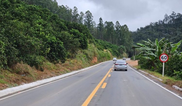 [Conceição do Castelo] Governo do Estado inaugura obras e entrega reabilitação da ES-472