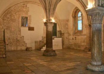 Artigo • “Permanecei no Cenáculo, em oração com Maria”