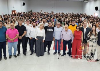 [Cachoeiro] Prefeitura empossa 286 professores e anuncia novo concurso para mil docentes