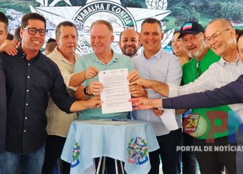 [Dores do Rio Preto] Governo do ES inaugura obras e anuncia novos investimento no município