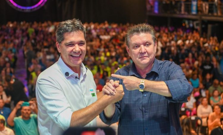 Prefeito de Cariacica faz megaevento para consolidar apoio a Ricardo Ferraço em 2026