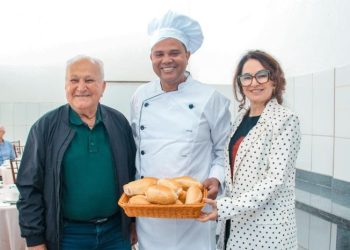 [Cachoeiro] Norma e Ferraço reinauguram Padaria Comunitária