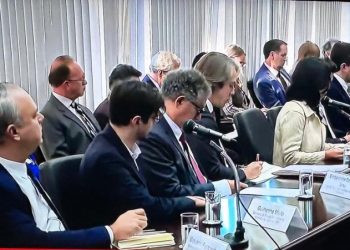 Centrorochas participa de Comitê Interministerial que avalia impactos da tarifa imposta pelos EUA