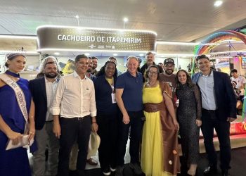 Governador realiza a abertura da Feira dos Municípios 2025 celebrando a cultura capixaba