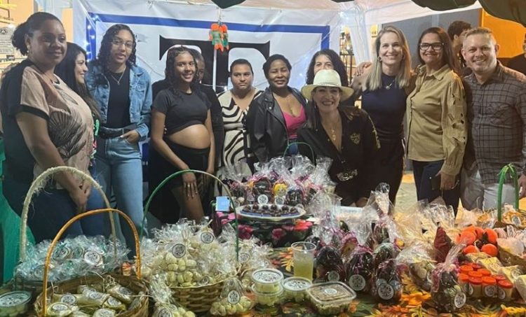 [Jerônimo Monteiro] Projeto escolar valoriza a cultura local com produtos derivados da laranja