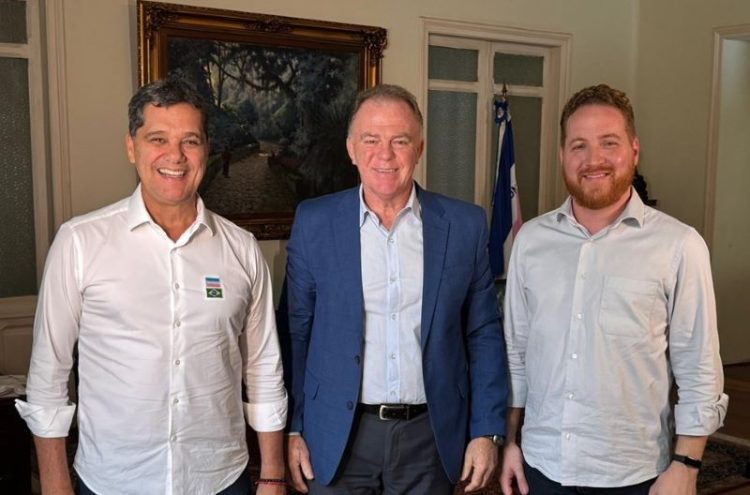 Casagrande anuncia pagamento do Bônus Desempenho a servidores da Educação