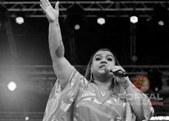 [Preta Gil] Amigos e personalidades prestam homenagem