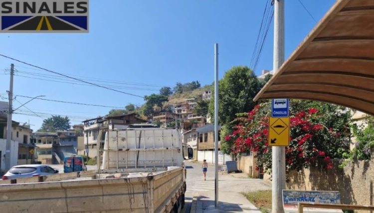 [Cachoeiro] Sinalização é reforçada no trevo do IBC, que terá mudanças no tráfego de veículos e pedestres