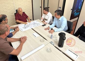 [Pacotuba] Diretoria da Cesan conhece projeto Cidade Industrial em Cachoeiro