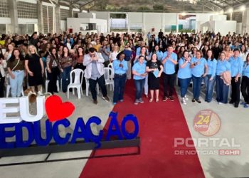 [Guaçuí] Jornada Pedagógica 2025 reúne profissionais da educação para momento de formação e planejamento